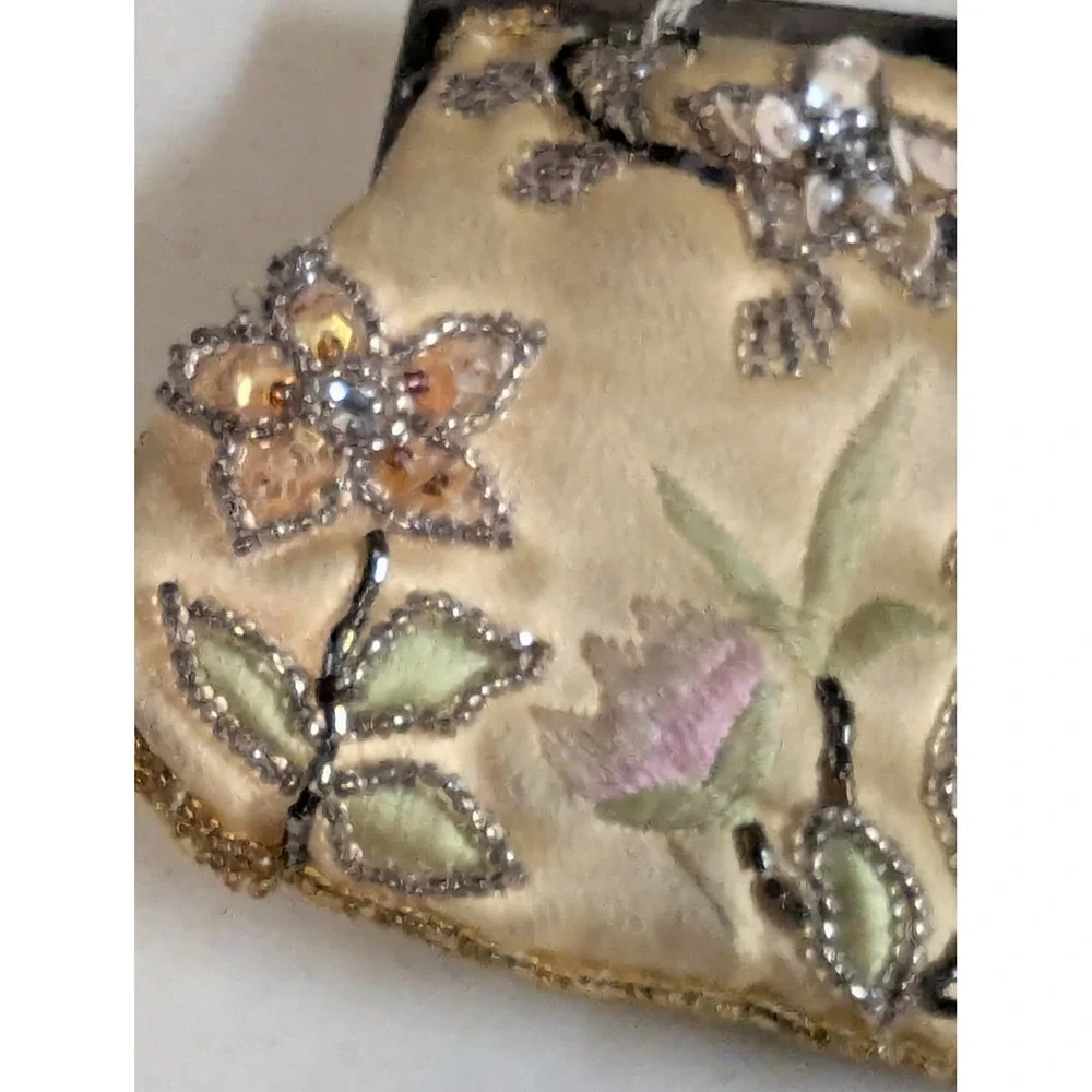 M.S.‎ Collections Beaded Floral Evening Clutch Purse Gold Tone Kiss Lock Frame - Picture 9 of 15